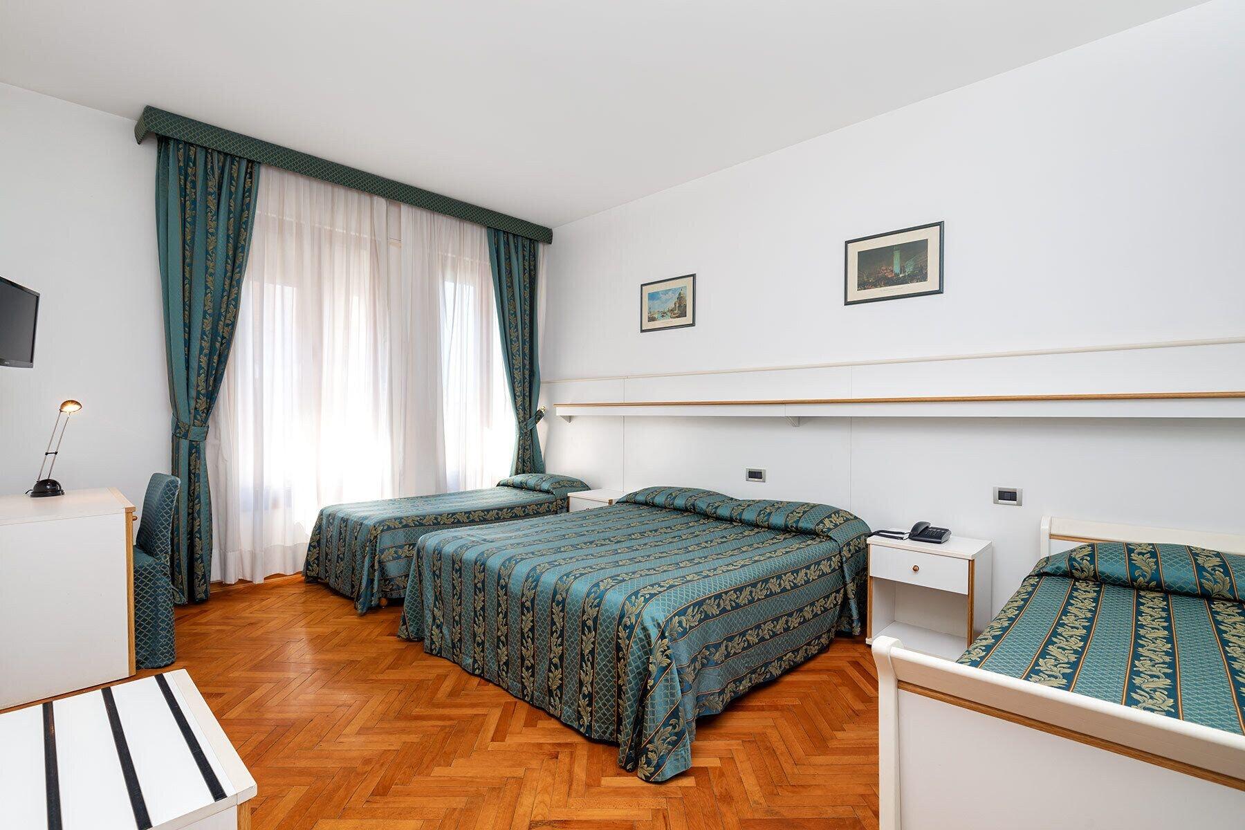 Hotel Rivamare Lido di Venezia Exterior foto